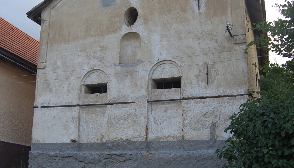 Murovaná sýpka s klasicizujúcou fasádou, Dúbrava, foto: A. Nemcová